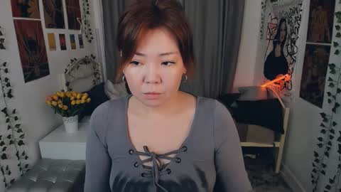 Snapshot of nazu_chan chatting on October 2025 11:09:01 AM Natzuko online show from October 2025 11:09:01 AM