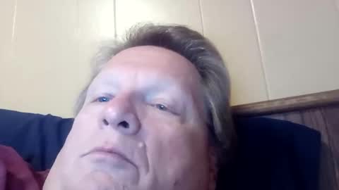 Dom online show from November 2025 12:54:01 AM