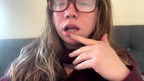 Snapshot of nealiana96 chatting on December 2024 07:49:01 PM Nealiana online show from December 2024 07:49:01 PM