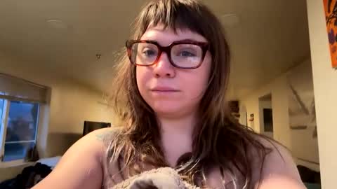 Snapshot of nealiana96 chatting on January 2025 03:32:01 PM Nealiana online show from January 2025 03:32:01 PM