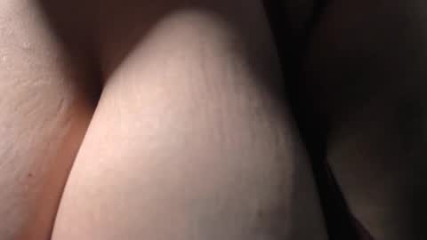 Laura   online show from October 2025 02:58:02 PM