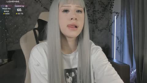 Eva online show from April 2026 01:00:02 AM