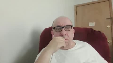 Tom online show from April 2026 06:35:01 PM