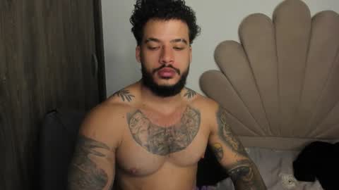 Snapshot of neeii chatting on February 2026 01:31:02 PM Nei turn green online show from February 2026 01:31:02 PM