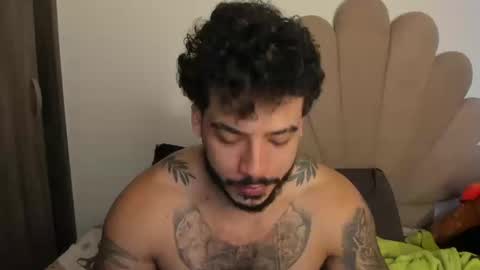 Snapshot of neeii chatting on February 2026 01:10:01 PM Nei turn green online show from February 2026 01:10:01 PM