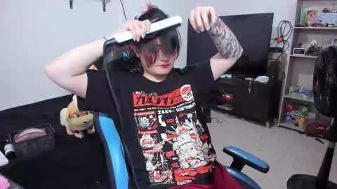 Geek Nicole    im Neeko UwU online show from January 2026 03:17:01 PM