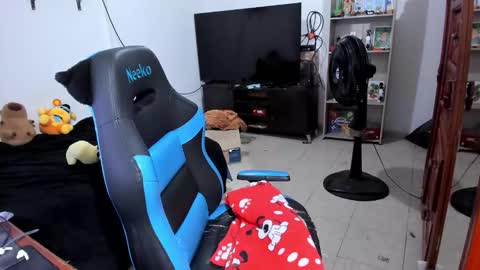 Geek Nicole    im Neeko UwU online show from March 2026 01:44:02 AM