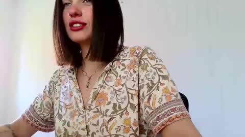 Snapshot of neferutt chatting on April 2026 02:57:01 PM Neferutt online show from April 2026 02:57:01 PM