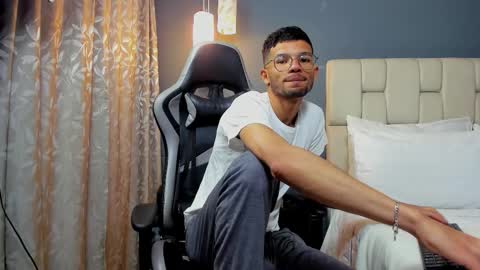 Fernando Negreteth online show from November 2025 07:45:02 PM