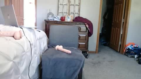NEIGHBORGUY4U online show from June 2026 05:51:01 PM