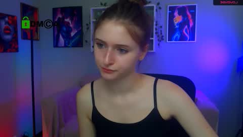 Snapshot of nekky_mouse chatting on September 2025 09:20:01 AM Meow online show from September 2025 09:20:01 AM