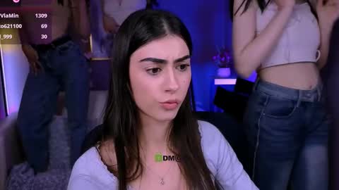 Snapshot of nekky_mouse chatting on October 2025 02:39:02 PM Meow online show from October 2025 02:39:02 PM
