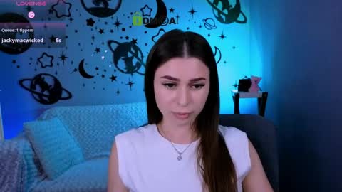 Snapshot of nekky_mouse chatting on June 2026 09:12:01 AM Meow online show from June 2026 09:12:01 AM