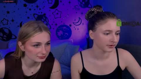 Snapshot of nekky_mouse chatting on June 2026 09:23:02 AM Meow online show from June 2026 09:23:02 AM