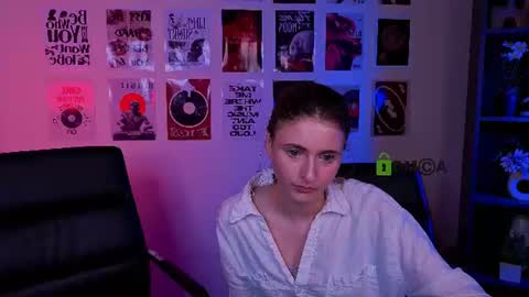 Snapshot of nekky_mouse chatting on July 2026 09:25:01 AM Meow online show from July 2026 09:25:01 AM