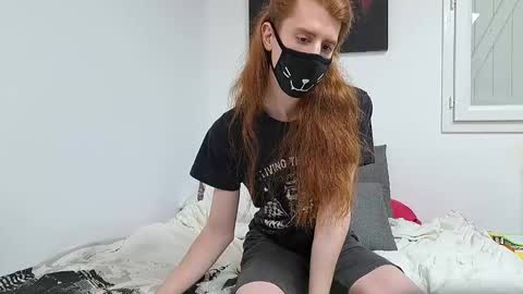 Snapshot of neko_nyaaa chatting on January 2025 09:36:01 PM Neko online show from January 2025 09:36:01 PM