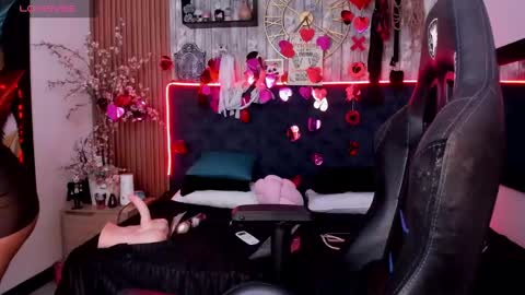 Miah online show from February 2025 12:13:01 PM