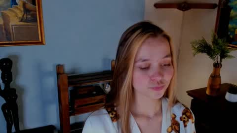 Lana online show from February 2025 04:09:02 AM