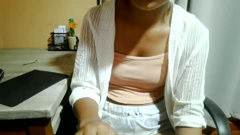 nelia_84 online show from June 2026 06:43:01 PM