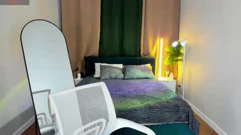 Snapshot of nelie_evans chatting on June 2026 05:15:01 PM nelie_evans online show from June 2026 05:15:01 PM
