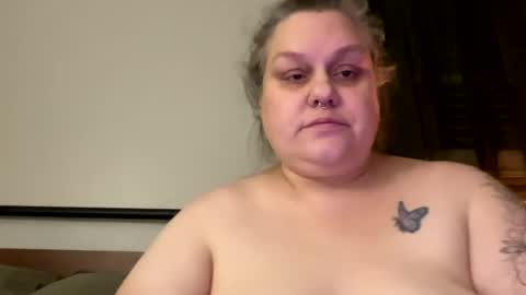 Snapshot of nellatlas chatting on February 2025 12:29:02 AM Nellie Atlas online show from February 2025 12:29:02 AM