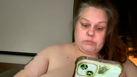 Snapshot of nellatlas chatting on October 2025 12:32:01 AM Nellie Atlas online show from October 2025 12:32:01 AM