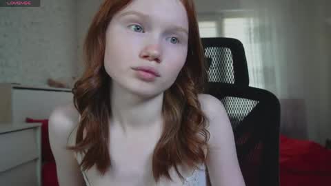 Snapshot of nellie_baby chatting on May 2026 12:01:02 PM Nellie online show from May 2026 12:01:02 PM