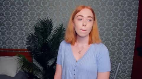 Nelli online show from November 2025 07:12:02 PM