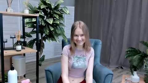 Snapshot of nenahalter chatting on March 2026 05:20:02 AM Leone online show from March 2026 05:20:02 AM