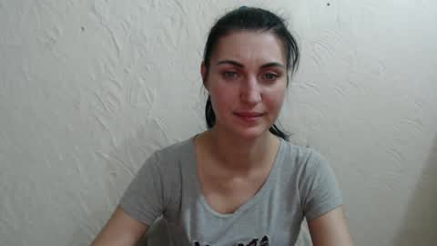 Nensy online show from December 2024 03:22:02 PM