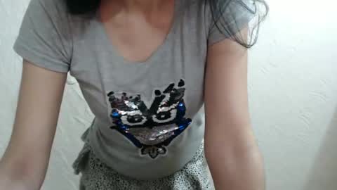 Nensy online show from January 2025 01:21:01 AM