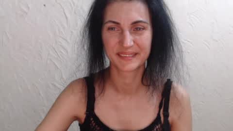 Snapshot of nensyfay_ chatting on June 2026 03:27:01 PM Nensy online show from June 2026 03:27:01 PM