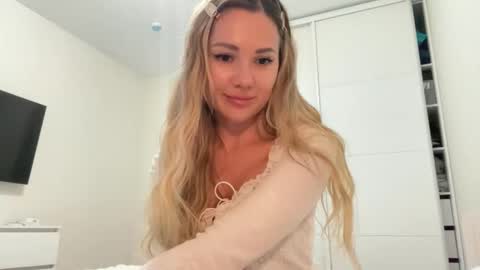 Snapshot of nensysafrons chatting on April 2026 08:39:01 PM NensySafrons online show from April 2026 08:39:01 PM