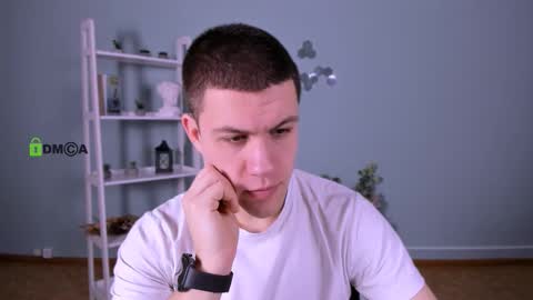 neo_raze_ online show from February 2026 09:41:01 AM