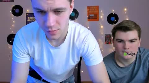 neo_raze_ online show from February 2026 07:48:01 PM