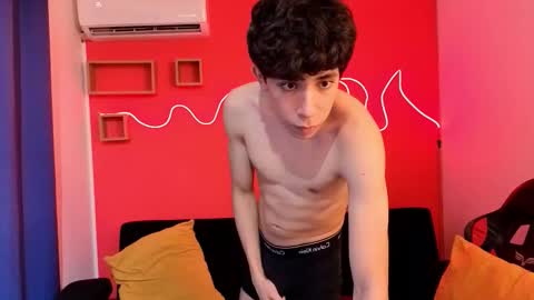 Snapshot of neo_twink chatting on January 2026 07:15:02 PM just Daniel online show from January 2026 07:15:02 PM