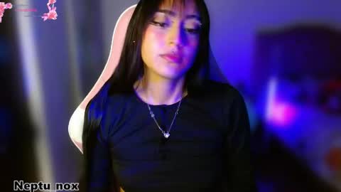 Neptu noxx online show from February 2026 05:03:02 AM