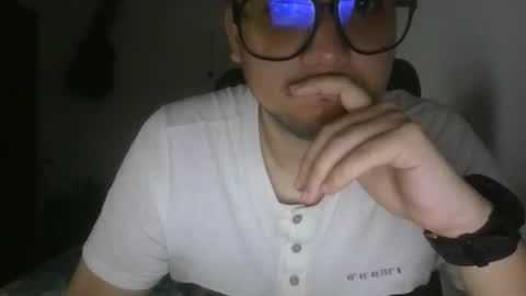 MrBull online show from January 2025 09:31:01 PM