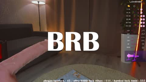 Lina Liza Emily and Grace online show from September 2025 06:24:01 PM