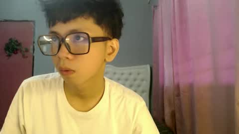 Snapshot of nerdy_nate chatting on May 2026 11:01:02 PM Ethan online show from May 2026 11:01:02 PM