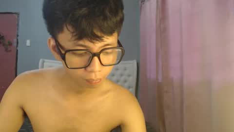 Snapshot of nerdy_nate chatting on May 2026 10:38:02 PM Ethan online show from May 2026 10:38:02 PM