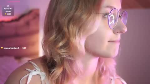 Snapshot of nerissa_xo chatting on October 2025 09:49:02 PM Nerissa online show from October 2025 09:49:02 PM
