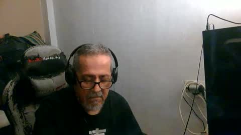 neron401 online show from April 2026 02:03:01 AM