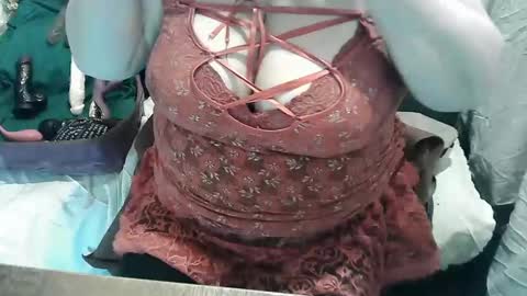 neslihan online show from February 2025 10:07:02 PM