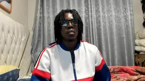 Snapshot of netfux_and_chill chatting on January 2026 07:07:02 PM netfux_and_chill online show from January 2026 07:07:02 PM