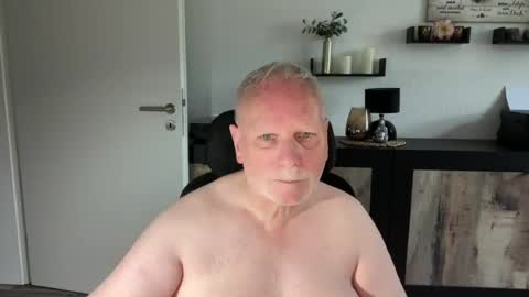 Snapshot of nettermann1968 chatting on August 2026 12:52:02 PM nettermann1968 online show from August 2026 12:52:02 PM