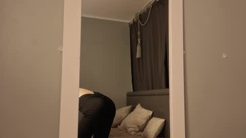 Snapshot of nettiewares chatting on February 2026 08:52:01 PM Naomi online show from February 2026 08:52:01 PM