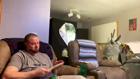 Snapshot of neverwinter44 chatting on December 2024 09:31:01 AM neverwinter44 online show from December 2024 09:31:01 AM