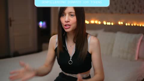 newchloe18 online show from November 2025 09:03:02 PM