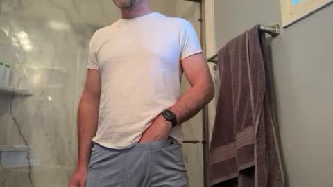 newguy_097 online show from February 2026 09:29:02 PM